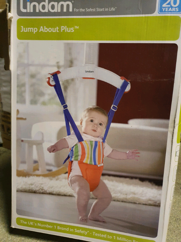 lindam door bouncer age
